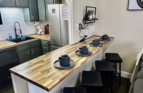 Snowshoe Condo | SC 2508: Spoil yourself in this remodeled & classy 2BR loft w/pool!