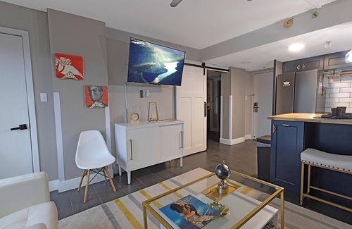 Snowshoe Condo | SC 5606: Top-notch & exclusive w/pool. Perfect for your next summer getway!