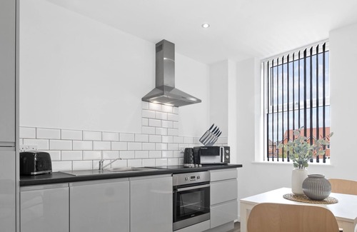 Balsall Common Apartment | SCA- Arden Apartment 5 Twin Bedroom Free Parking