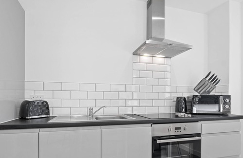 Balsall Common Apartment | SCA- Arden Apartment 5 Twin Bedroom Free Parking