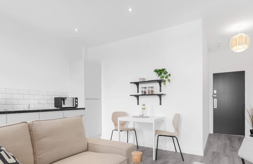 Balsall Common Apartment | SCA- Arden Apartment 7 Twin Bedroom Free Parking