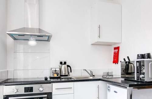 Wolverhampton Apartment | SCA - Delightful Studio - VS3