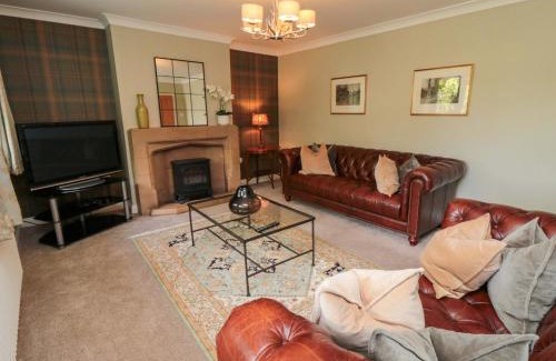 Scalby House | Scalby Grove Cottage