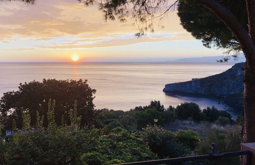 Scalea Apartment | SCALEA BAIA DEL CARPINO CIN IT078138C2FBM16Q7KN