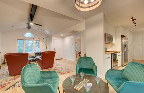 Madison House | Scandi-Chic Retreat in Madison-Pets stay free!