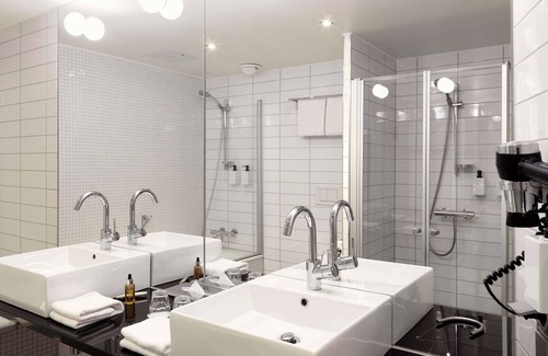 Kista Science City Hotel | Scandic Victoria Tower