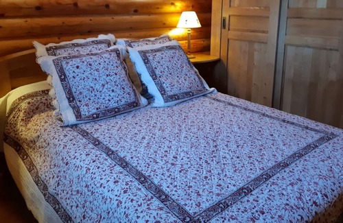 Bolquere Ski Chalet | SCANDINAVIAN CHALET ** ALASKAN ** STANDING