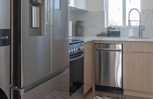 North Hollywood Apartment | Scandinavian-Style 1BR Apartment BUILT 2024 (p83)