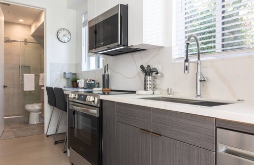 NoHo Arts District Apartment | Scandinavian-Style 1BR Apartment BUILT 2024 (p81)