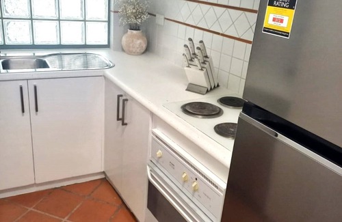 Scarborough Apartment | Scarborough Shores - Beachfront