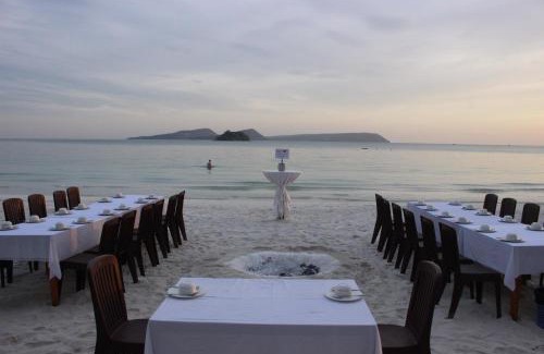 Koh Rong Resort | SCARLET SAILS BUNGALOW