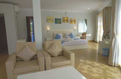 Koh Rong Hotel | SCARLET SAILS VILLA