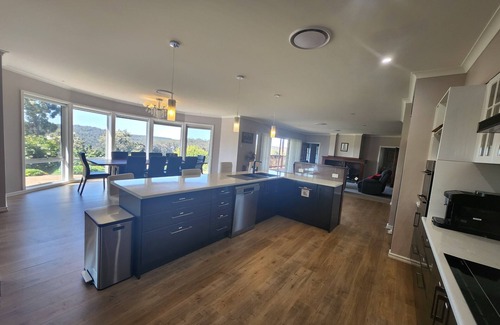 Quinninup House | Scarlet Woods Big House (minimum 3 night stay)