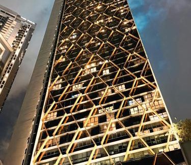Kuala Lumpur City Centre Apartment | Scarletz Suites KLCC by IH