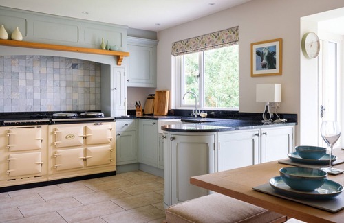 Crosthwaite House | SCARSDALE, pet friendly, luxury holiday cottage in Crosthwaite