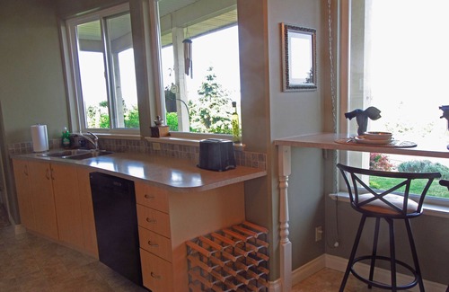 Colwood House | Scenery and Serenity - Delight in your holiday retreat