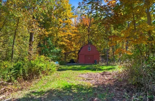 Mayfield Cabin | Scenic Cabin near the lake!