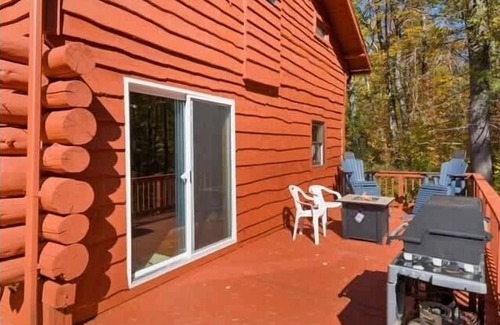 Mayfield Cabin | Scenic Cabin near the lake!