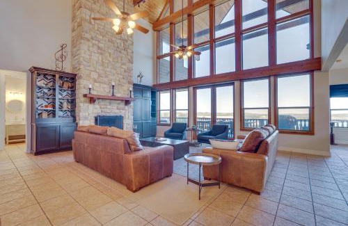Canyon Lake House | Scenic Canyon Lake Vacation Home Near Boat Ramp!
