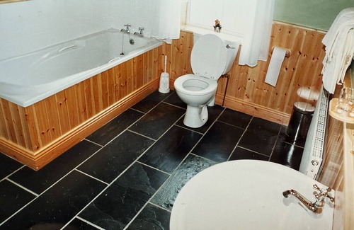 Shanavooneen House | Scenic Cottage on the Shannon Estuary Way