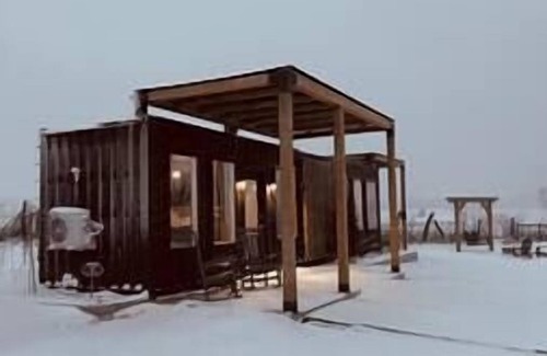 Pine Grove Apartment | ‘Scenic Escapes’ Romantic Pine Grove Getaway!