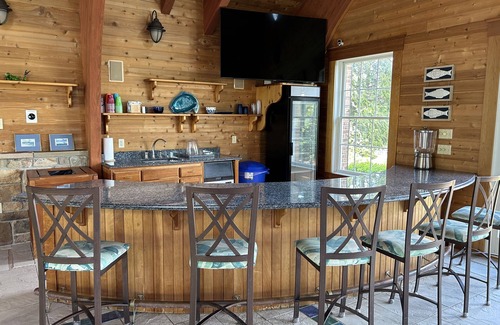 Mount Savage House | Scenic Getaway with Private Indoor Pool/Hot Tub on the GAP trail