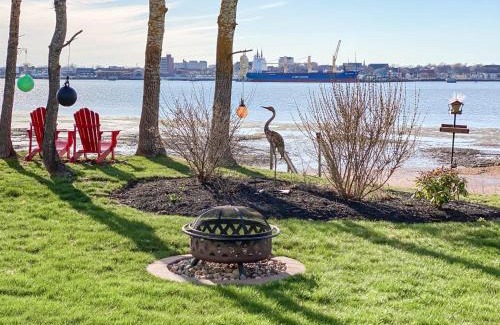 Stratford Apartment | Scenic Harbour View House Waterfront
