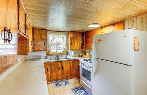 Marvel House | Scenic Hesperus Home on 2 Acres w/Fenced Yard!