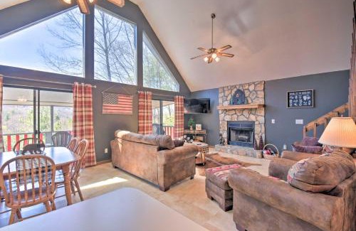 Upper Peachtree House | Scenic HighBearNation Lodge Near Hiking!