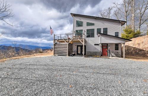 Sylva House | Scenic Hillside Cabin in Sylva with Hot Tub and Views!