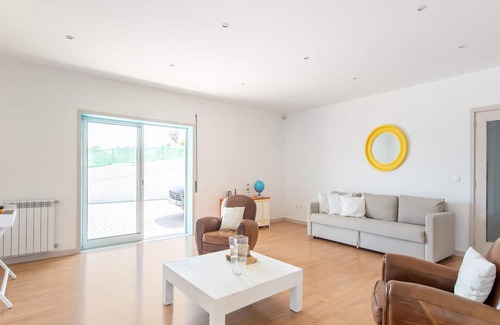 Vila Verde House | Scenic holiday home in Braga with swimming pool