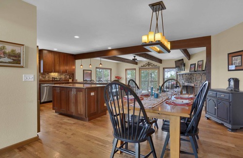 Northwest Colorado Springs House | Scenic Mountain Views/Corporate Rental/30 day minimum