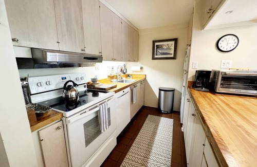 Stowe Area House | Scenic Notchbrook Retreat, a mountain getaway!