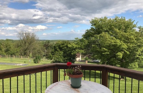 Danboro Apartment | SCENIC ONE BEDROOM ROOM W/PRIVATE ENTRANCE/BATH & Seasonal POOL!
