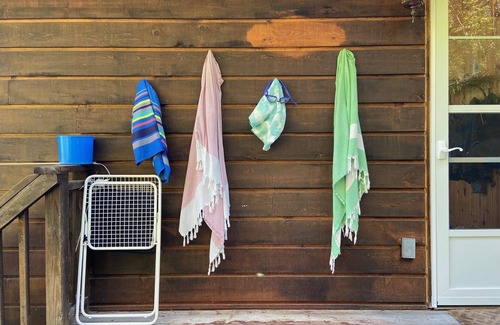 Highlands East Cottage | Scenic Paudash Lake Rental: Comfortable Cottage for Nature Lovers and Adventures