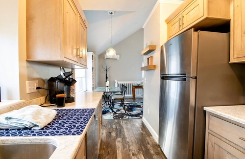 Town of Varick House | Scenic, Peaceful and Relaxing Seneca Lakefront Guest House-Stylish Space for Two