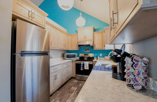 Town of Varick House | Scenic, Peaceful and Relaxing Seneca Lakefront Guest House-Stylish Space for Two