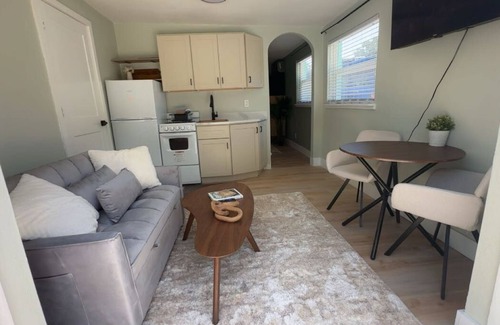 Port Orange Apartment | Scenic poolside apartment in Port Orange