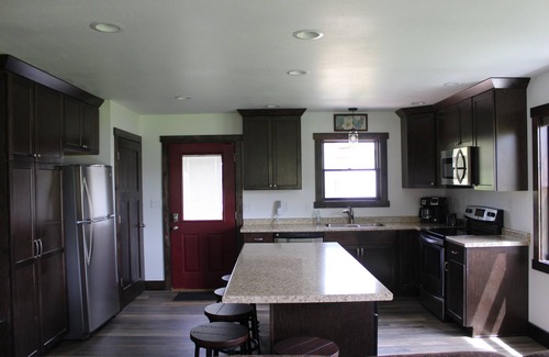 Marshland House | Scenic, quiet, rural get-away with free firewood