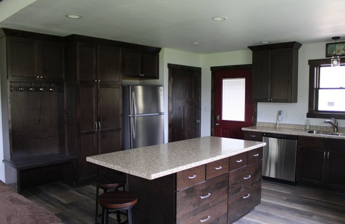 Marshland House | Scenic, quiet, rural get-away with free firewood