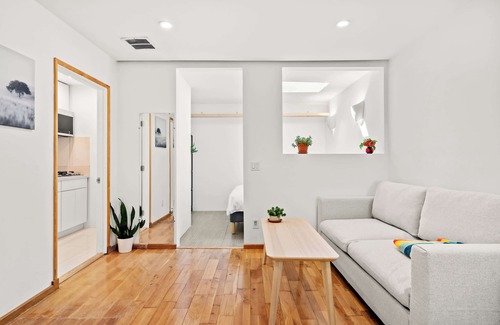 Atwater Village House | Scenic Retreat With Deck & Stunning Views in LA