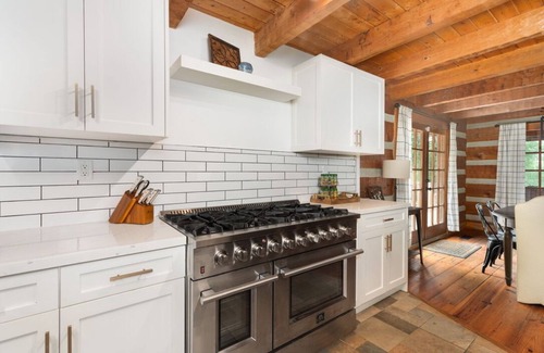 Toomsboro Cabin | Scenic Rural Oasis, 5-bedroom cabin in the heart of Georgia