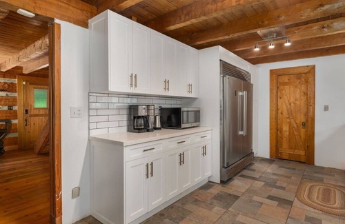 Toomsboro Cabin | Scenic Rural Oasis, 5-bedroom cabin in the heart of Georgia
