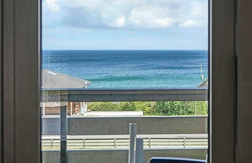 Sandkaas Apartment | Scenic Seaside Retreat in Sandkas-By Traum