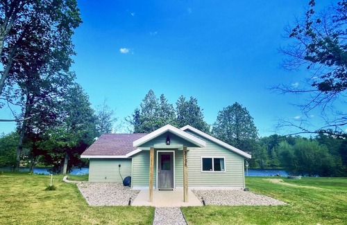 Cornell House | Scenic, Secluded Cottage Located on the Escanaba River