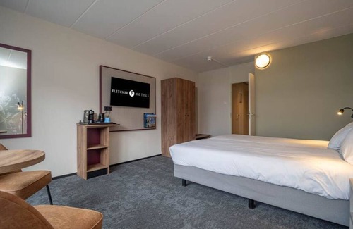 Zeegse Hotel | Scenic & Serene Rooms: Pool, Sauna, and Trails Just Steps Away - 2 Units