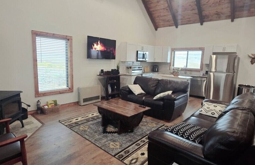 Fairplay House | Scenic Serenity: Fairplay Cabin Escape