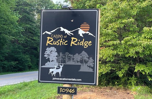 Logan Cabin | "Scenic Solitude" - A great place to experience Hocking Hills !
