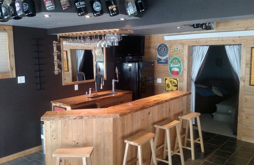 Drake Ski Chalet | Scenic Solitude off the beaten path near Estes Park/Rocky Mountain National Park