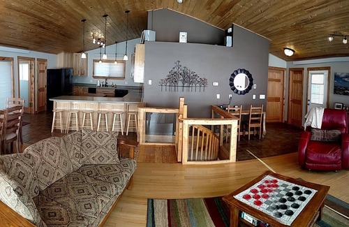Drake Ski Chalet | Scenic Solitude off the beaten path near Estes Park/Rocky Mountain National Park